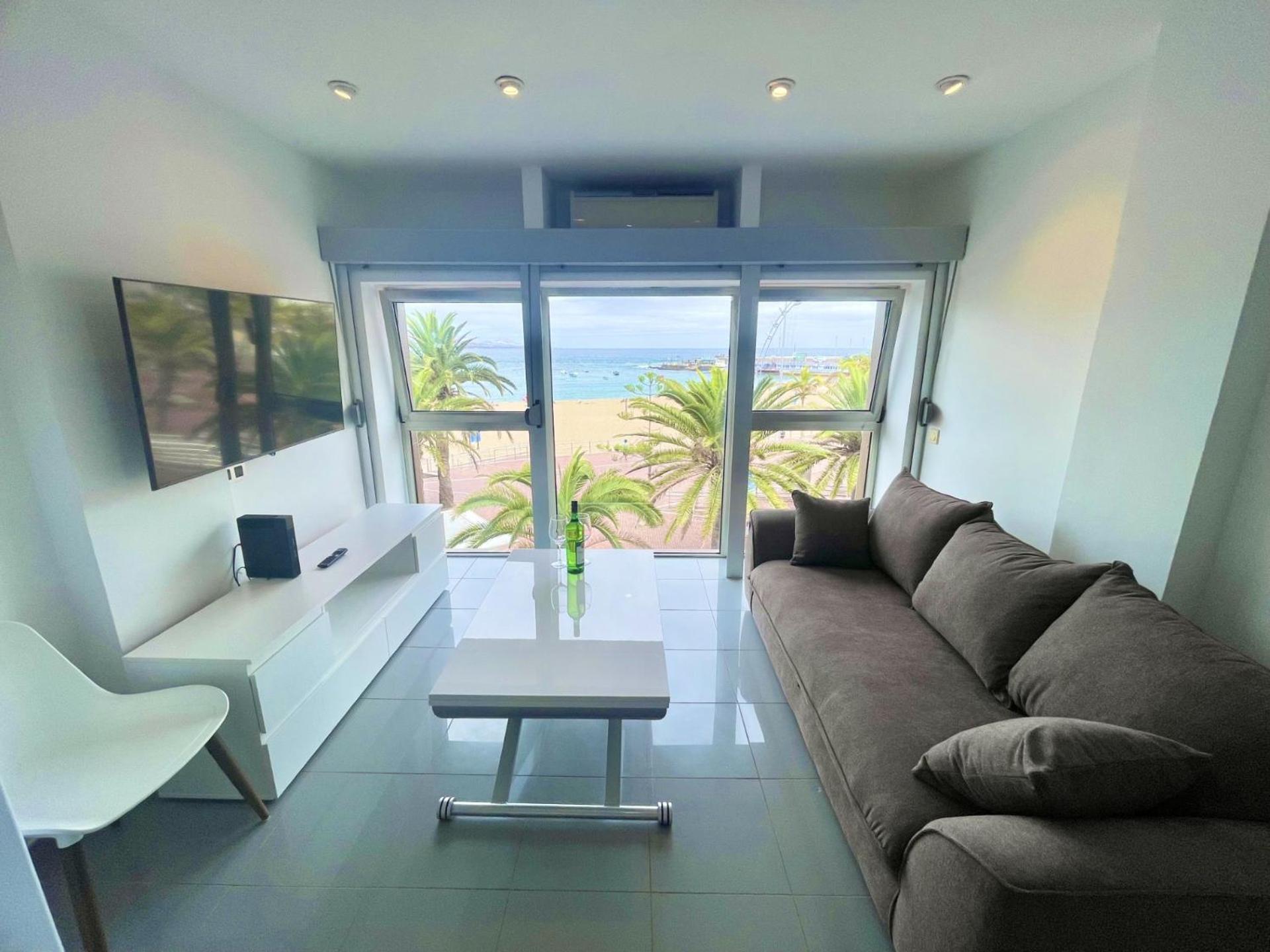 Beachfront Stunning Views * Las Palmas de Gran Canaria