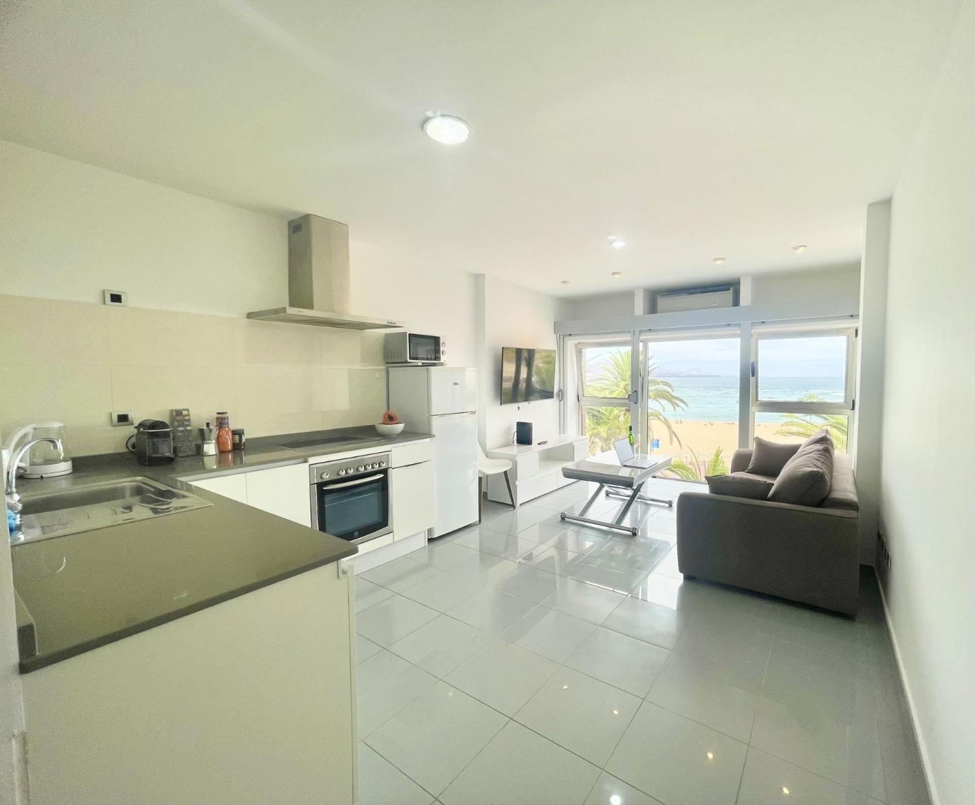 Beachfront Stunning Views Appartamento
